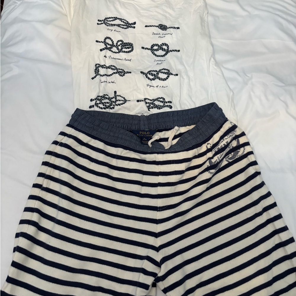 Two piece set